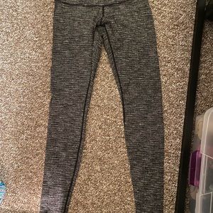 Lululemon knot wunder under leggings